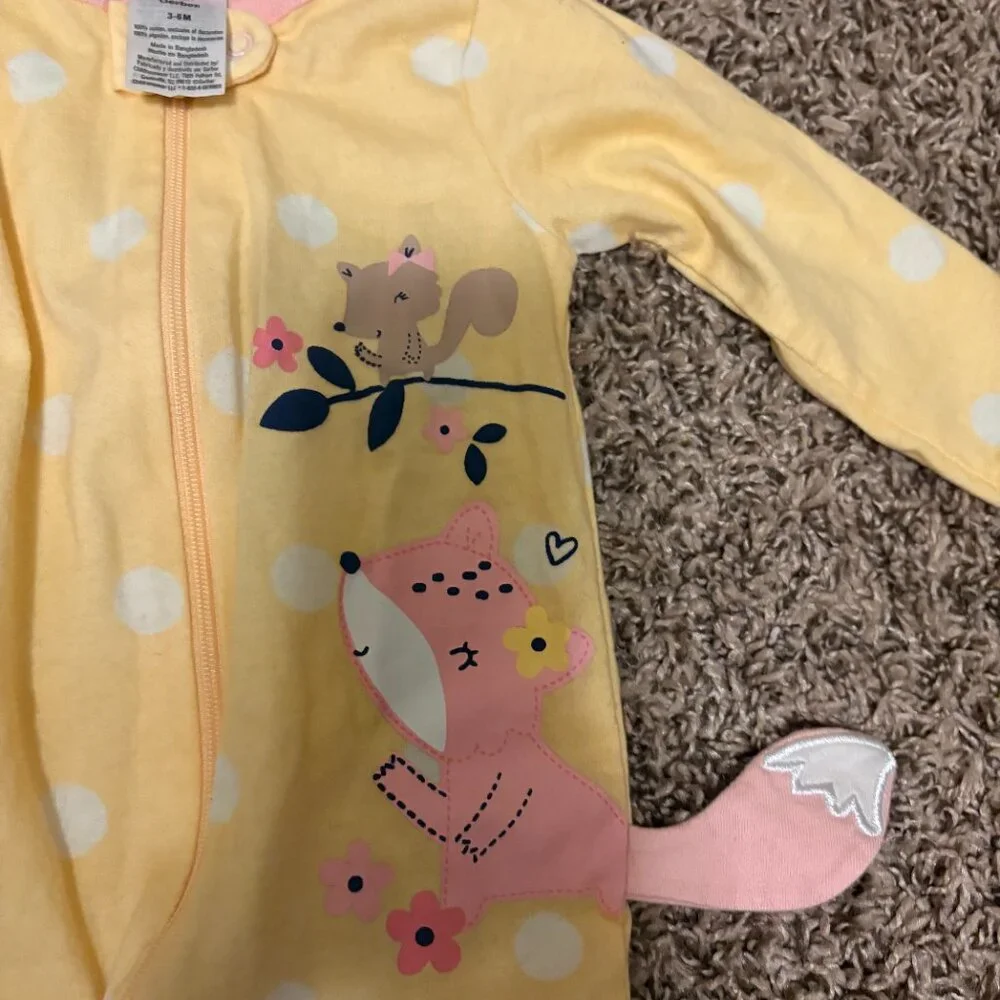 Gerber Yellow Footed Sleeper 3-6 Months Zip Front Fox Squirrel Graphic Cotton